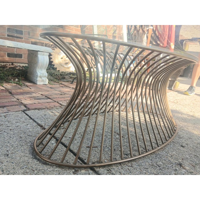Contemporary 1980s Wrought Iron Gold Wired Cage and Glass Oval Coffee Table For Sale - Image 3 of 11
