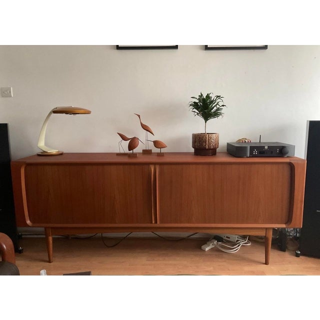 An expectational Danish sideboard in ver good used condition with minor age related sings if use only. Stable and sound in...