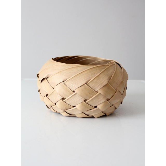 Vintage Palm Frond Basket Bowl For Sale - Image 4 of 7