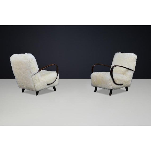 Wood Mid-Century Modern Sheepskin Lounge Chairs by Jindřich Halabala, 1940s, Set of 2 For Sale - Image 7 of 12