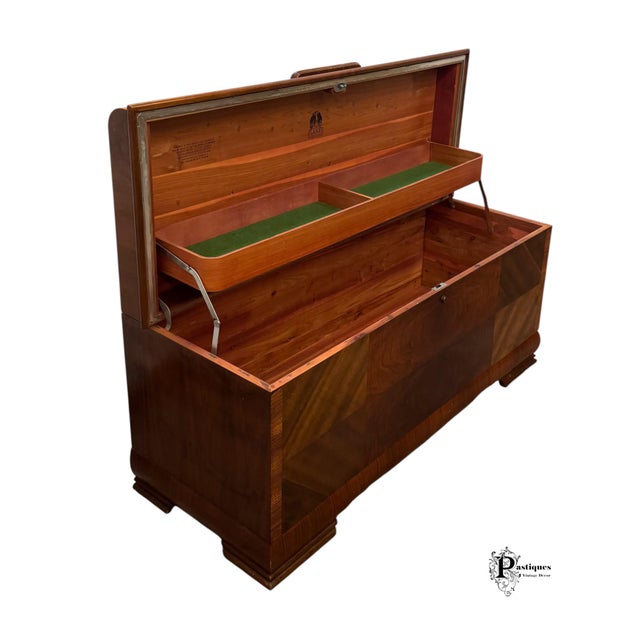 Vintage Lane Art Deco Style Mahogany & Burlwood Cedar Lined Trunk / Blanket Chest For Sale - Image 9 of 12