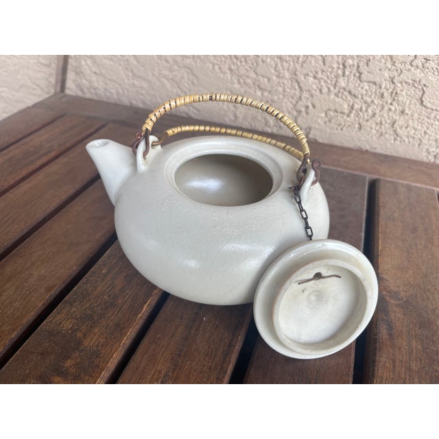 1920s Japanese Kyushu Style White Matte Teapot For Sale In Santa Fe - Image 6 of 6