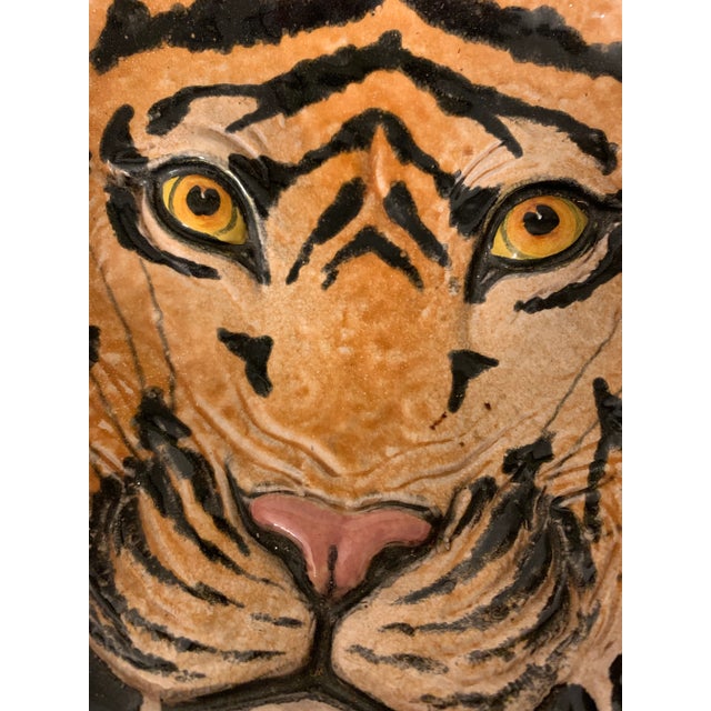 Late 20th Century Italian Majolica Pottery Lion Bowl, Made in Italy For Sale - Image 9 of 10