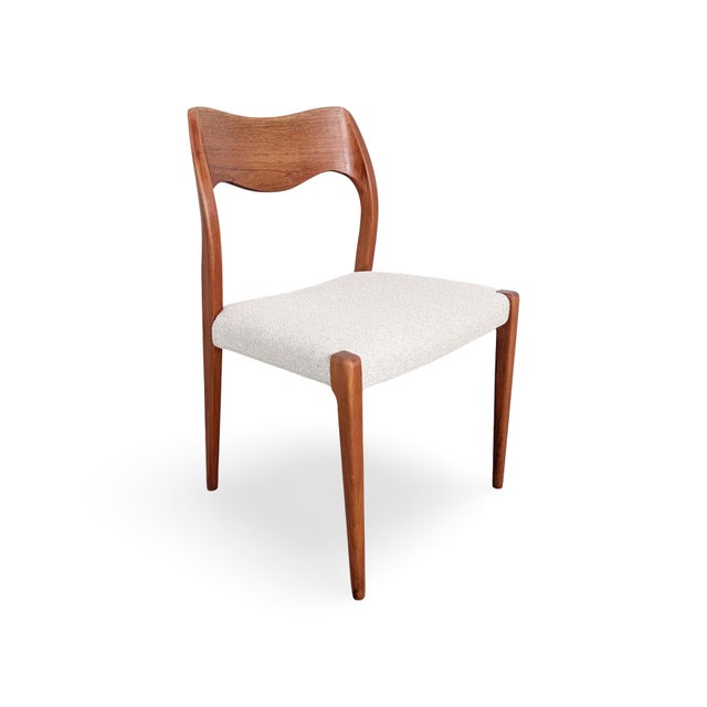 Chairs Model 71 in Bouclé by Niels Otto Møller for J.L. Mollers 1960, Set of 5 For Sale - Image 6 of 11