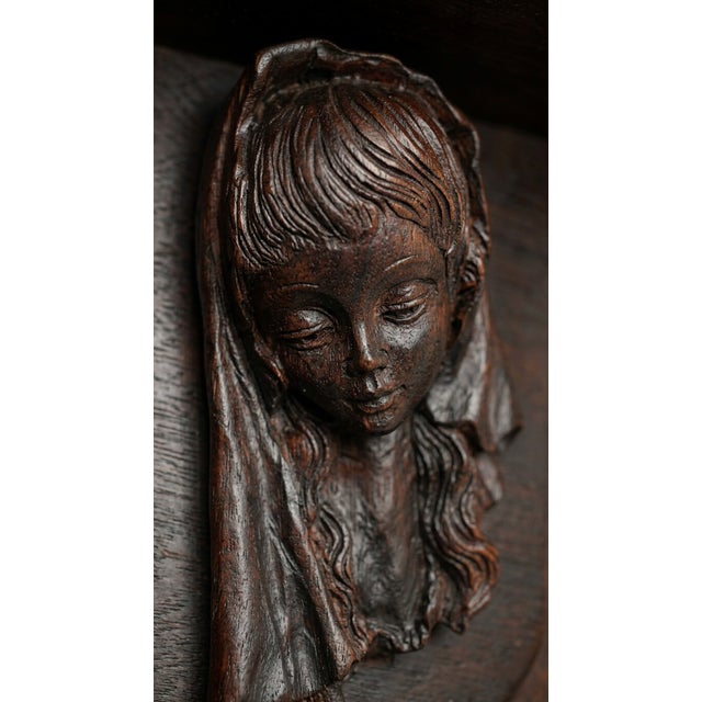 Mid 19th Century 19th Century Gothic Walnut Carved Corner Wall Shelf With Maiden For Sale - Image 5 of 5