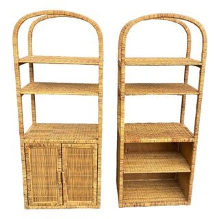 Vintage Burnt Woven Bamboo Etagere Pair - Arched Palm Beach Regency For Sale