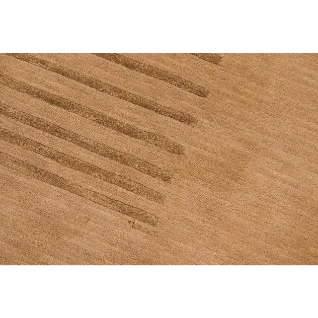 Contemporary 1980s Nepalese Alise Tan/Green Wool Rug - 6'2'' X 9'1'' For Sale - Image 3 of 10