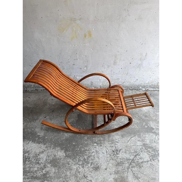 Brown Vintage Wooden Rocking Chaise Longue with Circular Frame For Sale - Image 8 of 9
