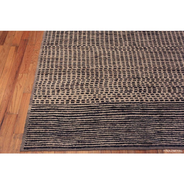Nazmiyal Collection Abstract Contemporary Area Rug For Sale - Image 4 of 4