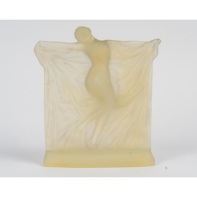 Glass René Lalique, Butterscotsh Thais Statuette, 1925, Glass For Sale - Image 7 of 9