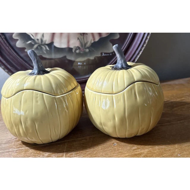 Crate & Barrel Ceramic Pumpkin Bowls with Lids – B. Eigen Harvest Fall Collection Celebrate the cozy charm of autumn with...