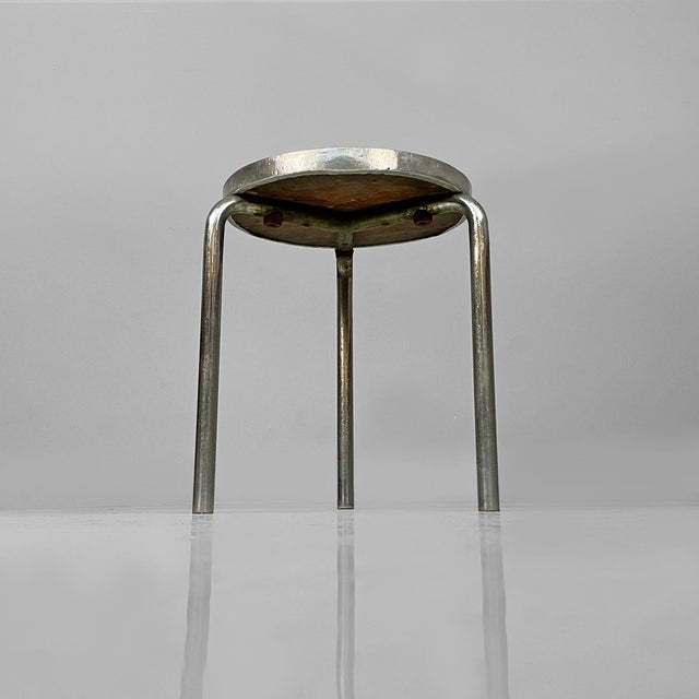 Mid-Century Modern Mid-Century Modern Italian Round Stool in Metal and Red Laminate, 1960s For Sale - Image 3 of 13