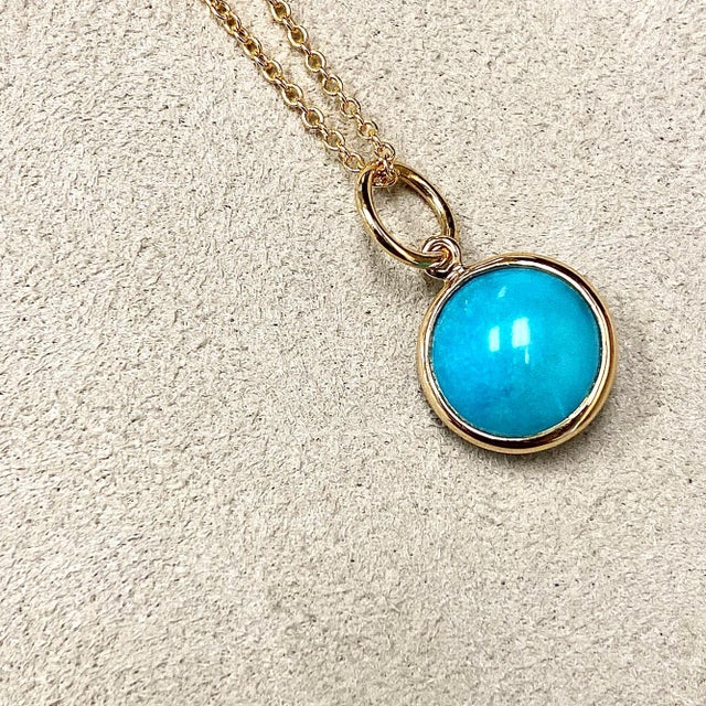 Contemporary Syna Yellow Gold Sleeping Beauty Turquoise Chakra Charm Pendant For Sale - Image 3 of 5