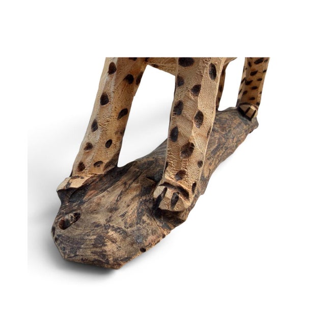 Late 20th Century Vintage Hand-Carved African Folk Art Spotted Leopard Sculpture on Wood Base For Sale - Image 5 of 8