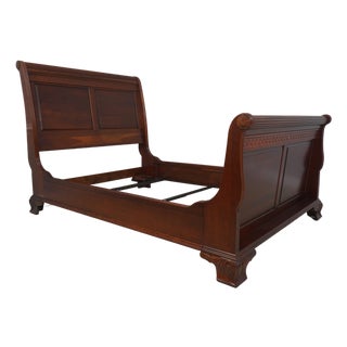 Pennsylvania House Queen-Size Cherry Sleigh Bed For Sale