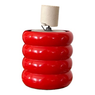 1970s Postmodern Sculptural Table Lamp – Gloss Red Stacked Cylinder Base For Sale