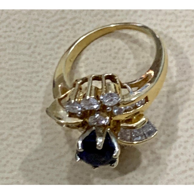 1 Carat Round Blue Sapphire & 1.65 Carat Diamond Cocktail Ring in 14 Karat Gold For Sale - Image 12 of 18
