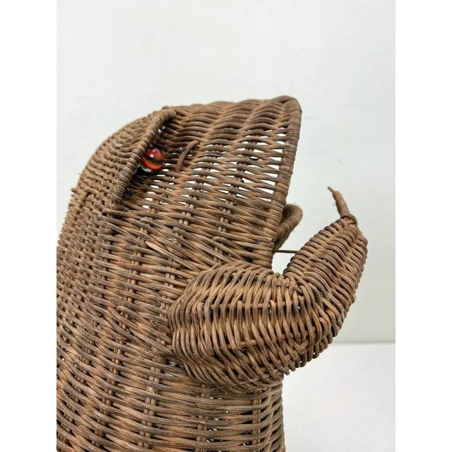 1970s Mid-Century Vintage Rattan Frog Magazine Holder, 1970s For Sale - Image 5 of 13