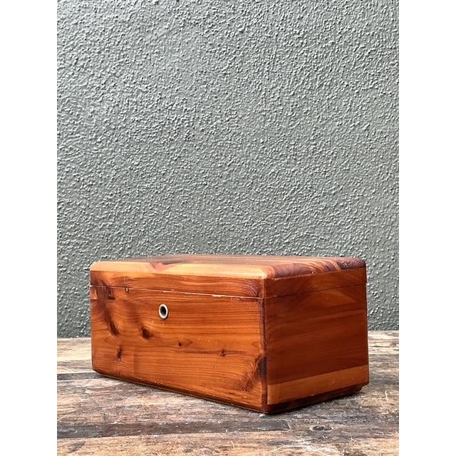 Mid-Century Modern Vintage Lane Cedar Box For Sale - Image 3 of 12