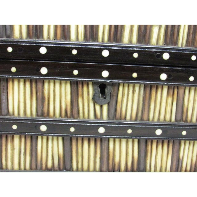 Large Antique Anglo Indian Fitted Quill Box For Sale - Image 10 of 15