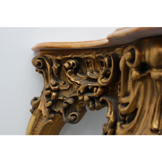 1950s Louis XV Rococo Style Carved Gilt Console Table with Rose Marble Top, Italy, 1950s For Sale - Image 5 of 16