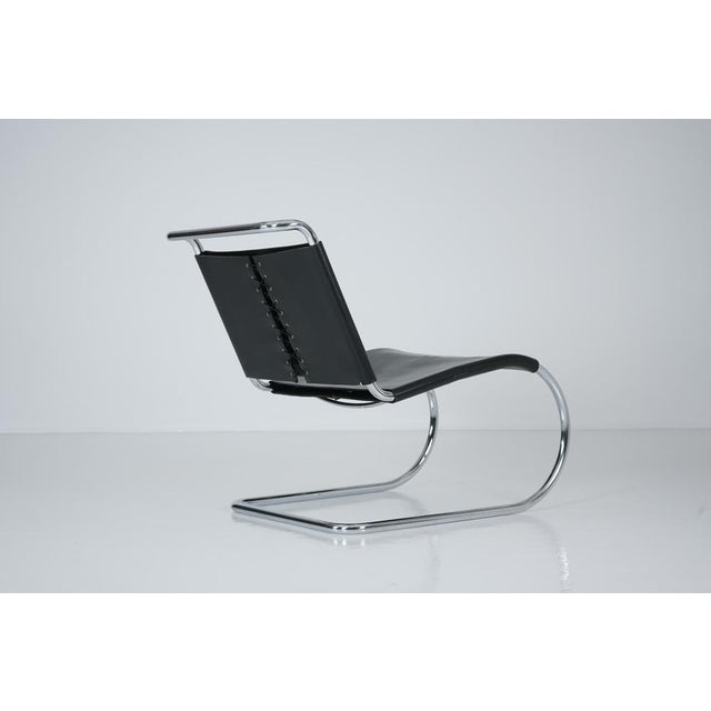 Mid-Century Modern MR30 Tubular Steel Chair with Black Leather by Ludwig Mies Van Der Rohe for Knoll, 1960s For Sale - Image 3 of 17