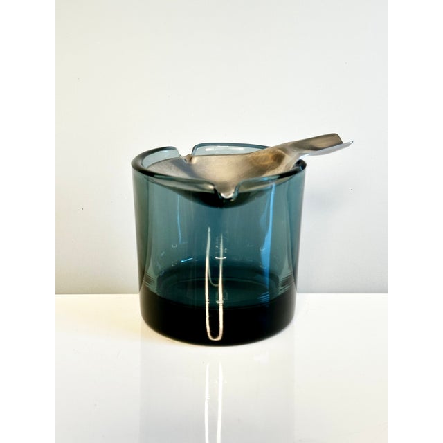 Straightforward and modernist ashtray, designed by Wilhelm Wagenfeld in 1959, manufactured by WMF Württembergische...