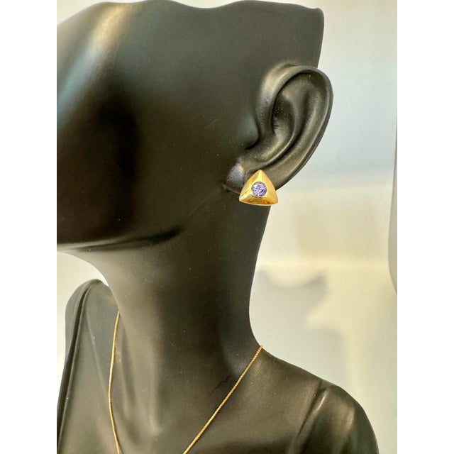 Three Piece Tanzanite Pendant & Earring Set In 14 Karat Yellow Gold with Chain For Sale - Image 18 of 18