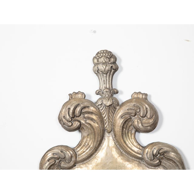 Rococo Pair of 19th Century Italian Rococo Style Tin Candle Sconces with Feather Motifs For Sale - Image 3 of 9