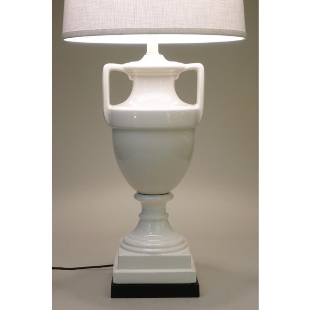 Ceramic X Large Hollywood Regency Neoclassical Modern Trophy Urn Porcelain Ceramic Table Lamp 1960's For Sale - Image 7 of 12