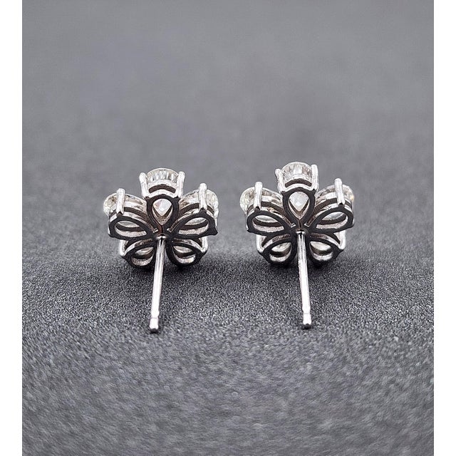 2.00 Ct Pear Shape Diamond Earrings For Sale In Chicago - Image 6 of 10