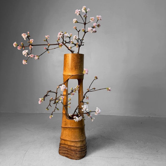 Wood Bamboo Ikebana Stand with Ni-Ju-Giri Vase, 1930s For Sale - Image 7 of 15
