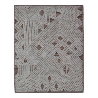 Fine Modern Rug in White & Light Brown Tones With Abstract & Geometric Design 12'6 X 15'9 For Sale
