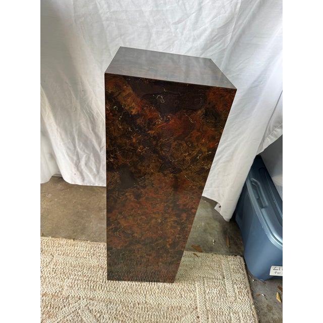 1960s Mid-Century Modern Faux Burl Wood Milo Baughman Style Column Pedestal Display Stand Plinth For Sale - Image 5 of 11