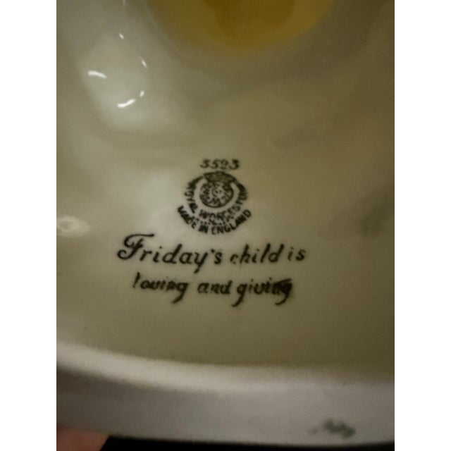 Royal Worcester 1930s Royal Worcester Figurine Friday's Child Is Loving and Giving 6in For Sale - Image 4 of 8