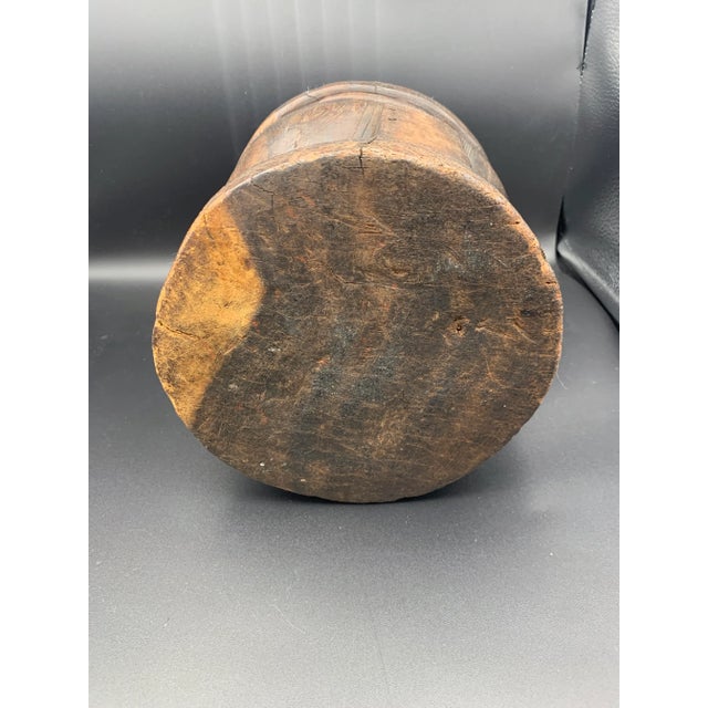 19th Century Antique Middle Eastern Bedouin Mihbaj Wood Mortar For Sale - Image 11 of 12