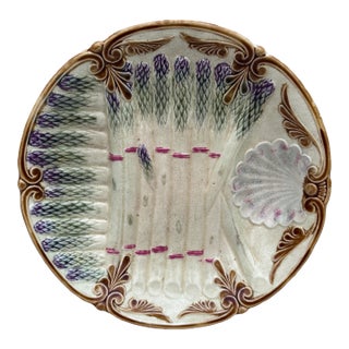 19th Century Onnaing French Majolica Asparagus Plate For Sale
