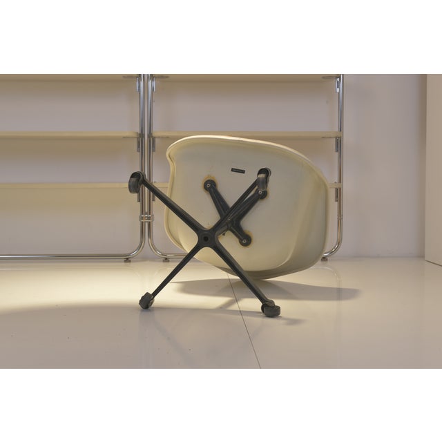Swivel Armchair by Charles and Ray Eames for Miller Collection, 1970s For Sale - Image 6 of 11