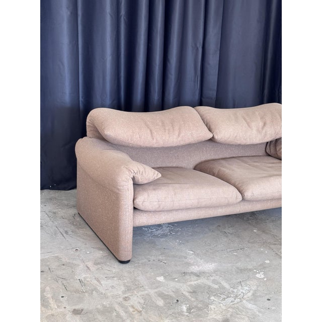 Mid-Century Modern Vintage Two-Seater Sofa by Vico Magistretti for Cassina, 1970s For Sale - Image 3 of 16