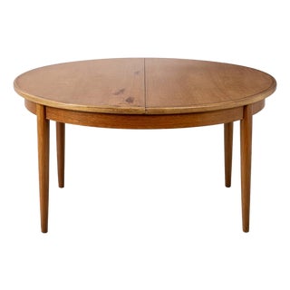 Vintage Round Extending Dining Table in Teak from G-Plan For Sale