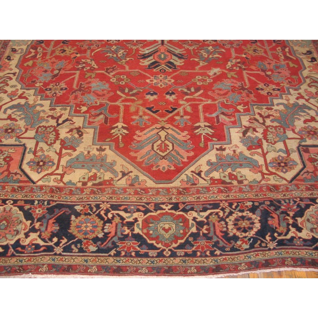 1890s Red Medallion Antique Nw Persian Serapi Rug 12'6" X 18'9" Handknotted Wool Carpet For Sale - Image 4 of 6