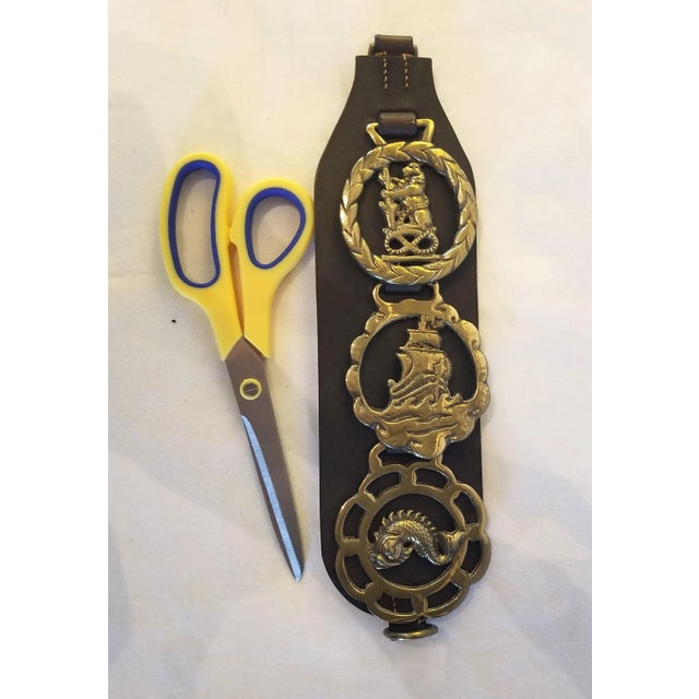 Metal 1970s Horse Brasses Displayed on Leather For Sale - Image 7 of 7