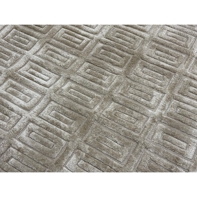 Rh Rajouri Silk & Wool Rug – 12' × 15' Wheat | Hand-Knotted Silk & Wool | Nepalese Artisan Construction For Sale - Image 13 of 18