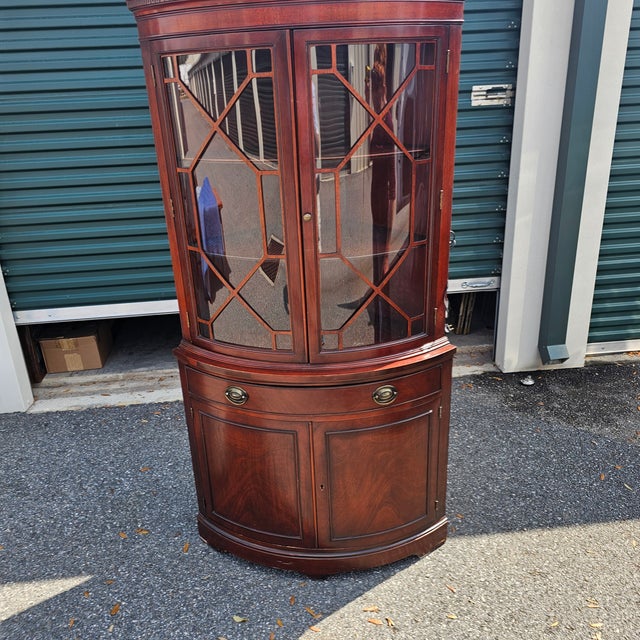 1990s Drexel Curved Glass Mahogany China Chairish