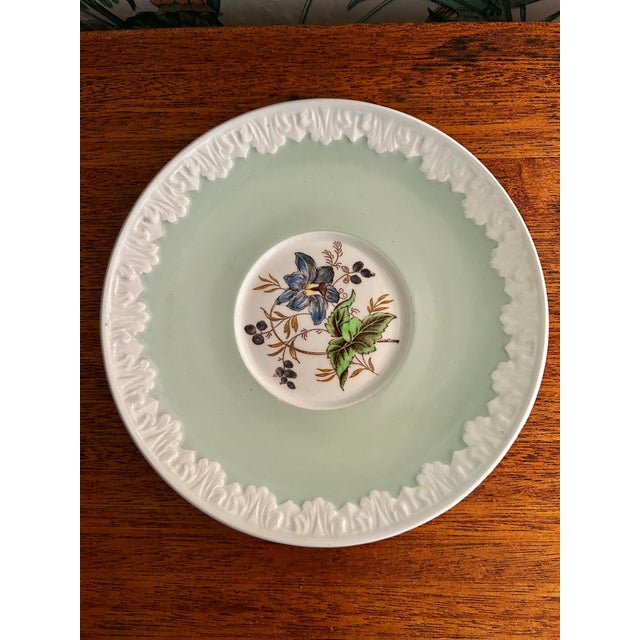 Ceramic 1930’s Wedgewood China Corinthian Hampton Court With Celadon Mint Green Rim - A Set of 60 Pieces For Sale - Image 7 of 18