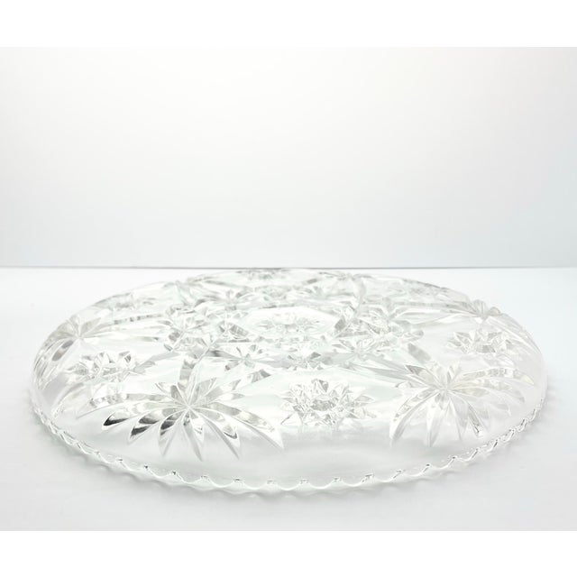 Vintage Cut Glass 5-Part Divided Round Serving Snack or Charcuterie Platter For Sale In Dallas - Image 6 of 6