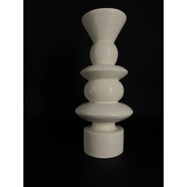 Postmodern White Totem or Candle Holder in Lacquered Wood, 1980s For Sale - Image 3 of 7