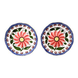English Pottery Pearlware Botanical Plates Depicting Stylized Daisies