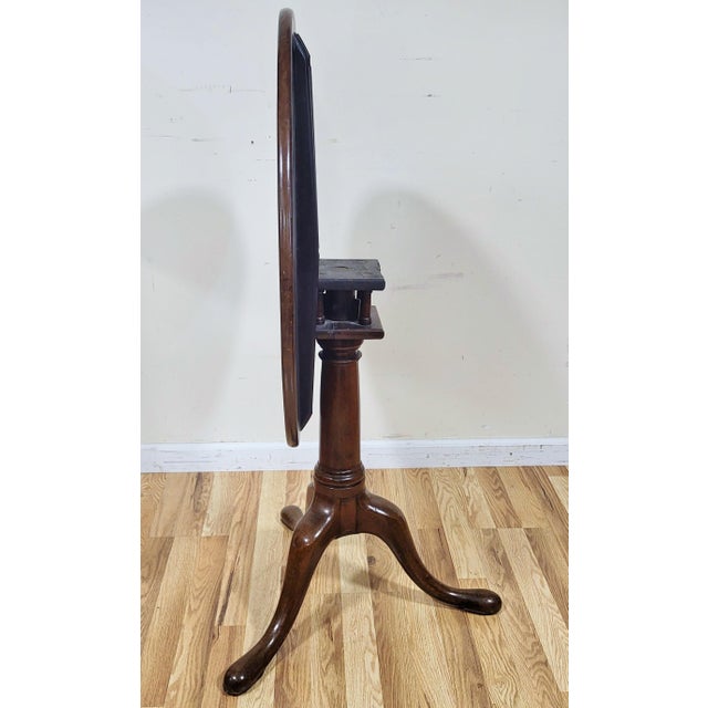 English 19th C Mahogany Queen Anne Pad Foot Birdcage Round Tilt-Top Table For Sale - Image 4 of 16