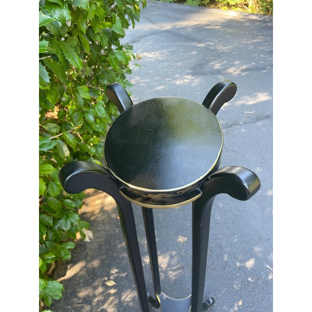 Traditional Black and Gilt Lacquered Paris Fern Stand For Sale - Image 3 of 10